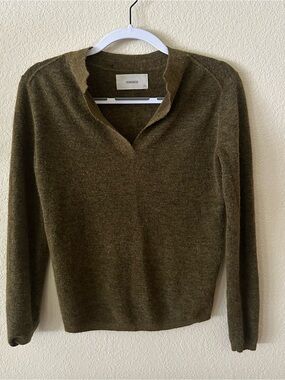 Humanoid Olive Green V-Neck Merino Wool/Alpaca Blend Sweater size XS